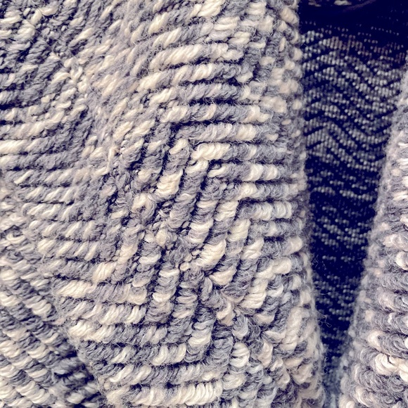 Cozy wool thick knit cardigan - Picture 4 of 9